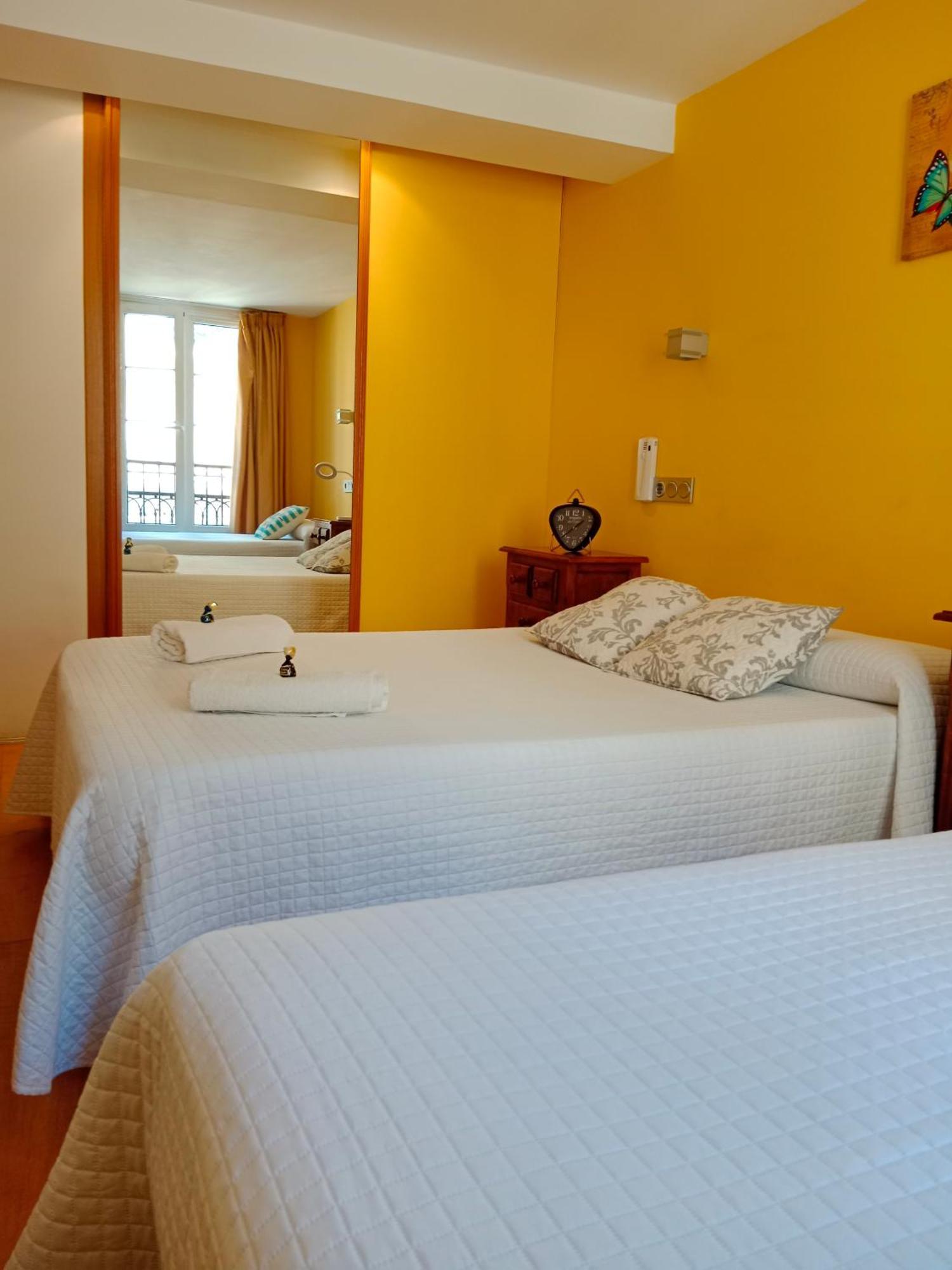 Pension San Vicente سان سيباستيان الغرفة الصورة